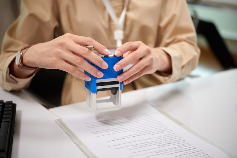 What is the Cheapest Way to Get Something Notarized?